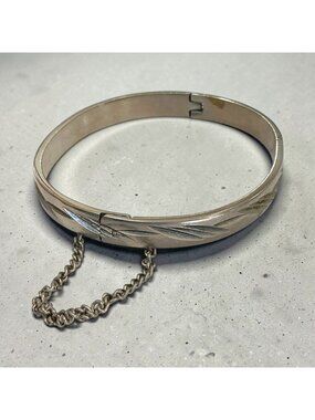 Vintage Silver-Plated Hinged Bangle Bracelet With Etched Design & Safety Chain
